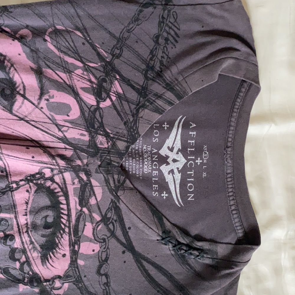 Affliction tshirt - Picture 7 of 10